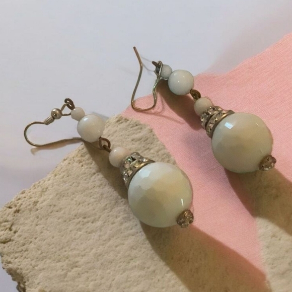 Vintage dangle white glass ball earrings with stones nice formal wear . - Picture 2 of 7
